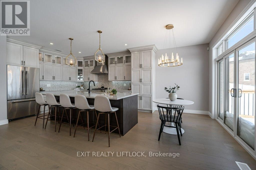 802 STEINBERG COURT Image 12