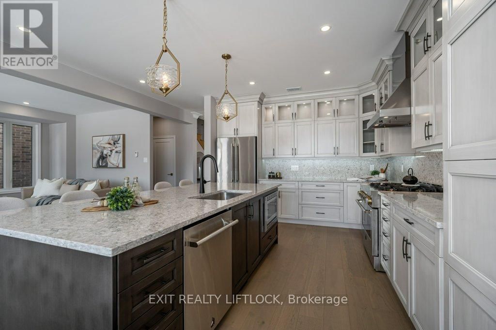 802 STEINBERG COURT Image 13