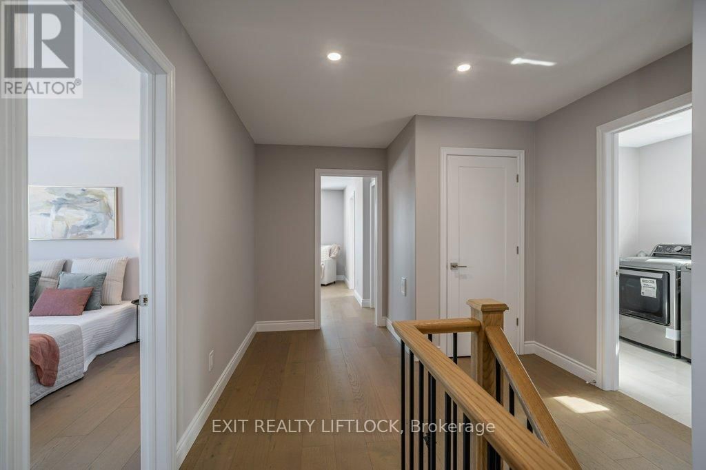 802 STEINBERG COURT Image 18