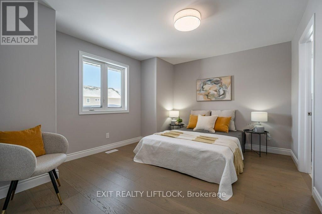 802 STEINBERG COURT Image 26