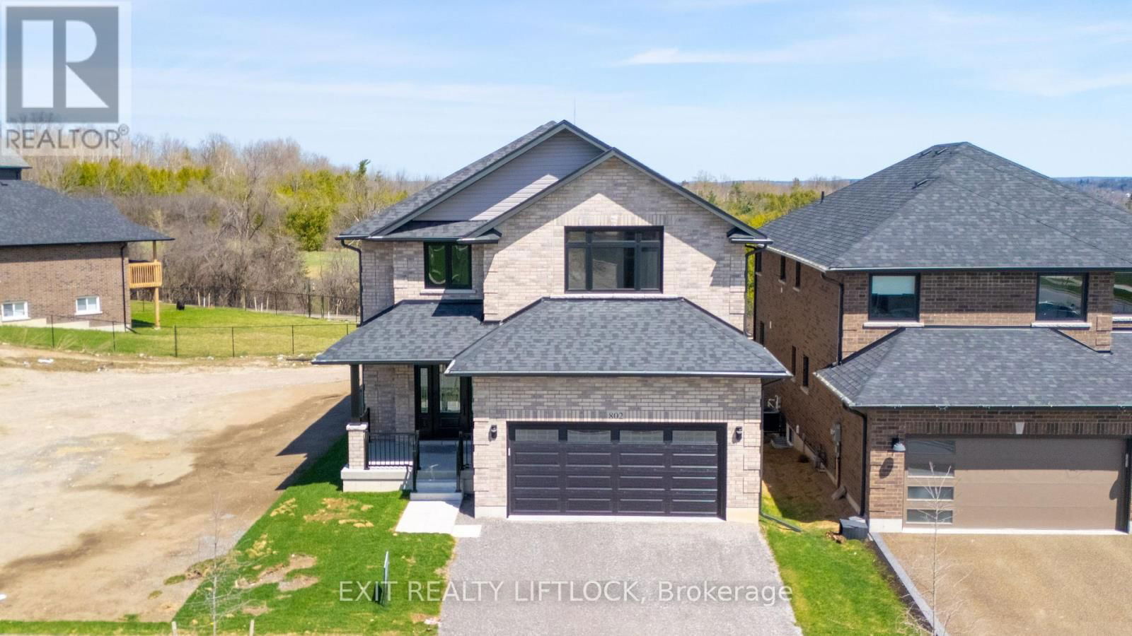 802 STEINBERG COURT Image 47