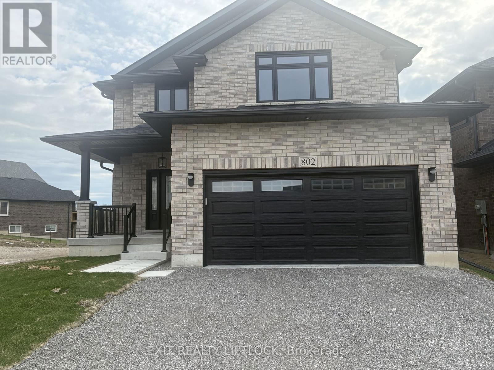 802 STEINBERG COURT Image 50