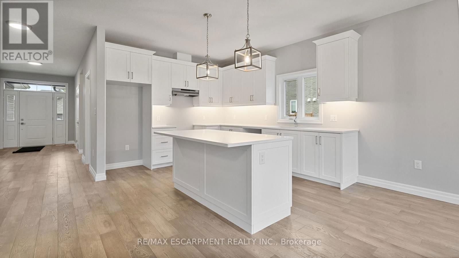 45 VANROOY TRAIL Image 12
