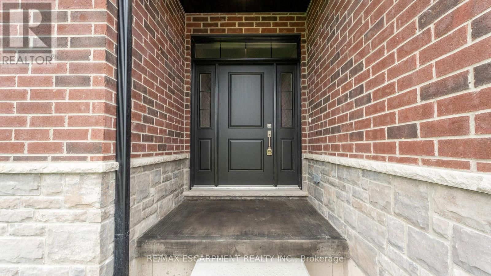 45 VANROOY TRAIL Image 29
