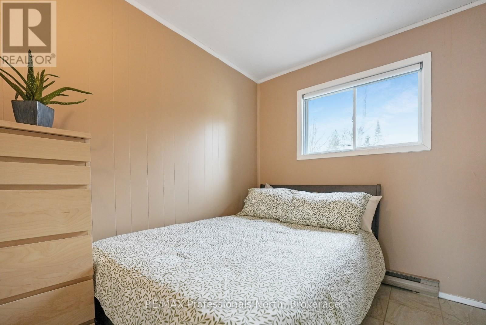 1432 CLEMENT LAKE ROAD Image 17