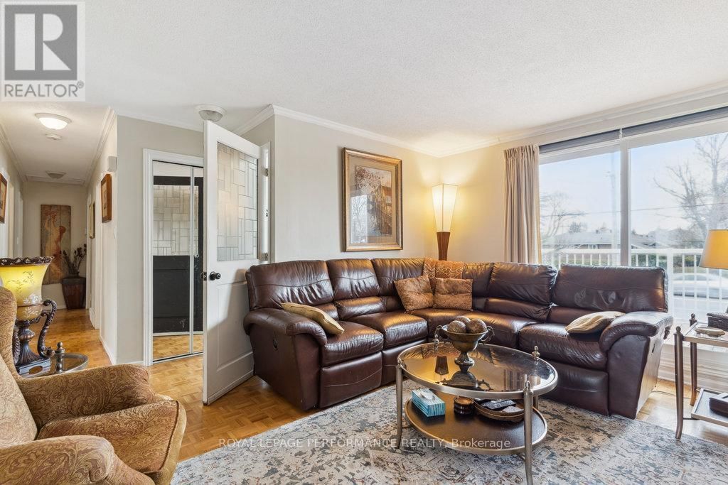 1645 FISHER AVENUE Image 11