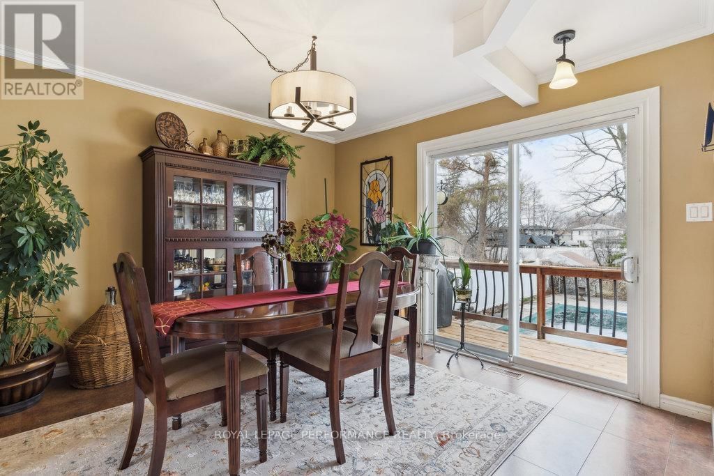 1645 FISHER AVENUE Image 12