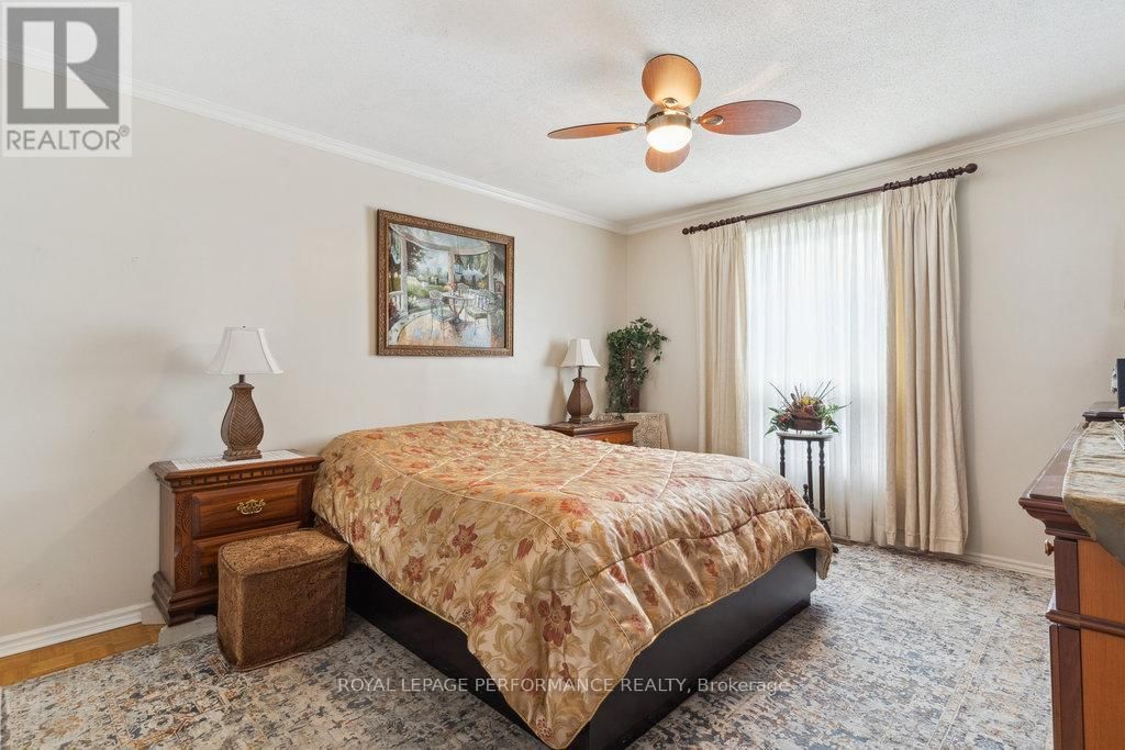 1645 FISHER AVENUE Image 21