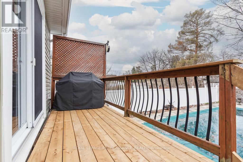 1645 FISHER AVENUE Image 41