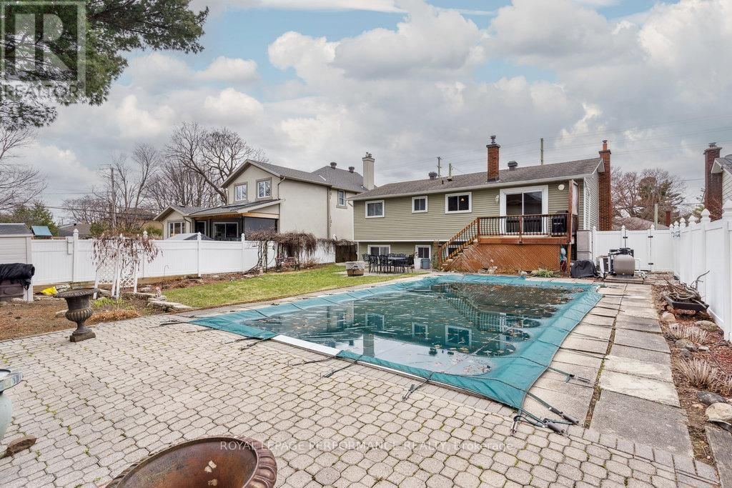 1645 FISHER AVENUE Image 43