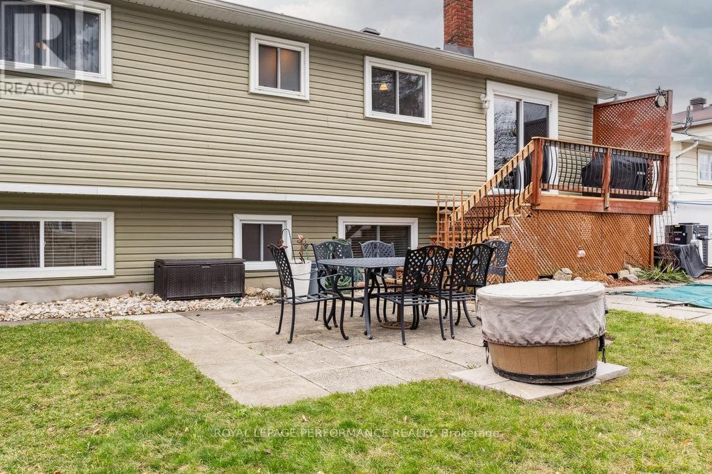 1645 FISHER AVENUE Image 46