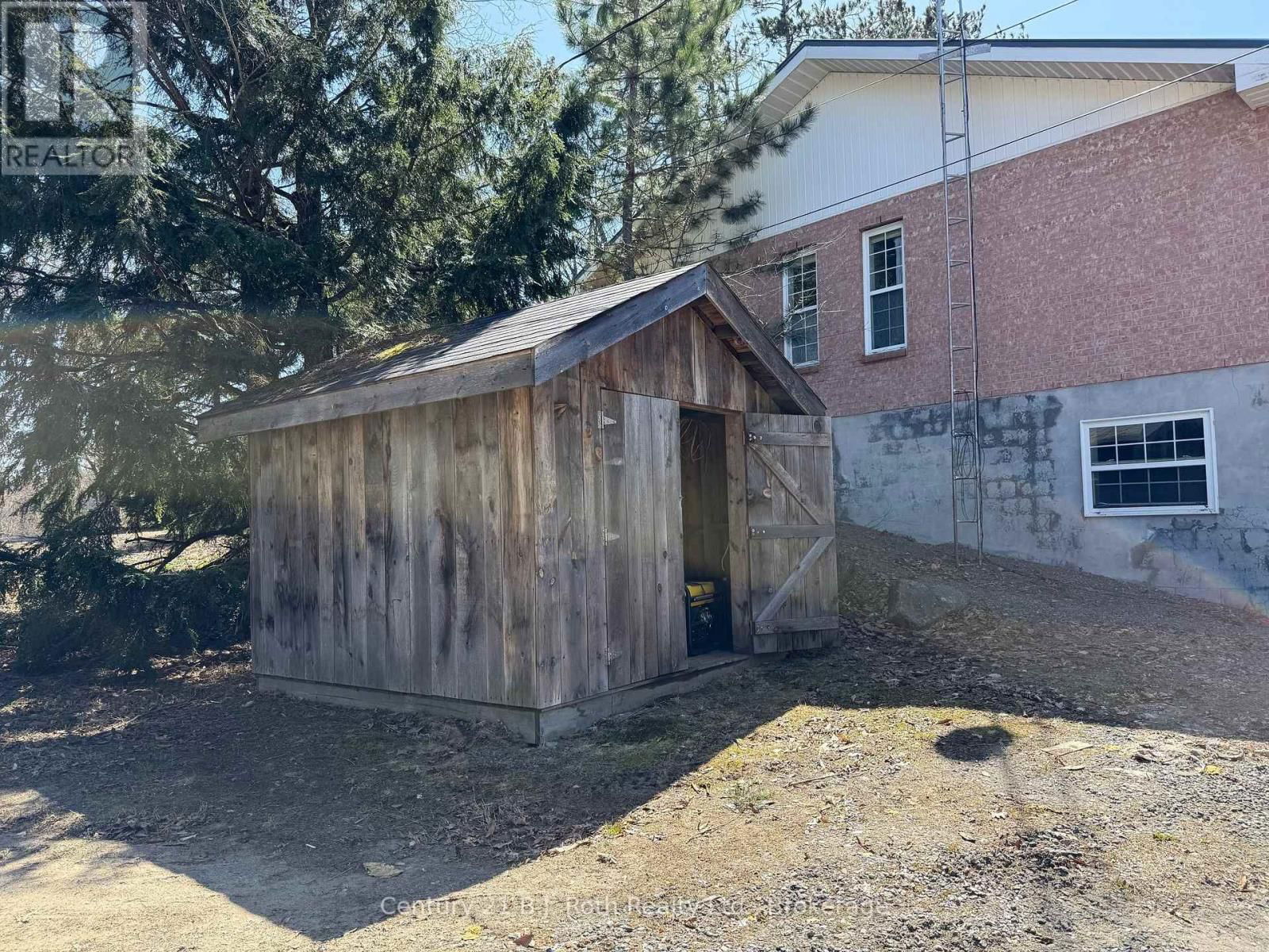 1087 MERKLEY ROAD Image 35