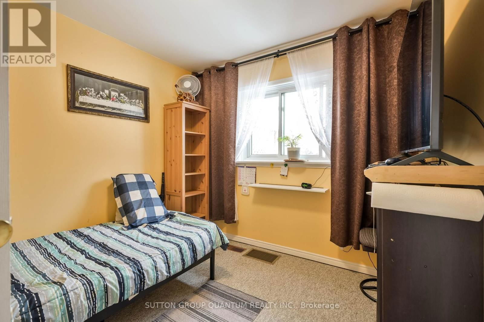 22 WILSON CRESCENT Image 24