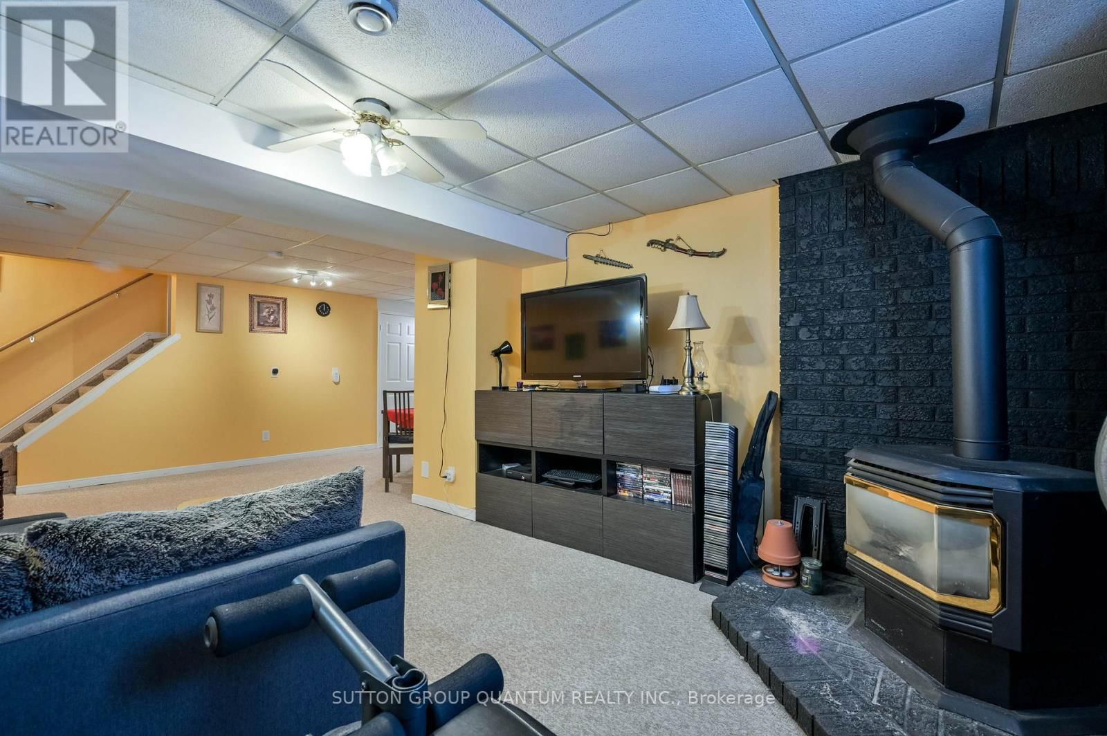 22 WILSON CRESCENT Image 29
