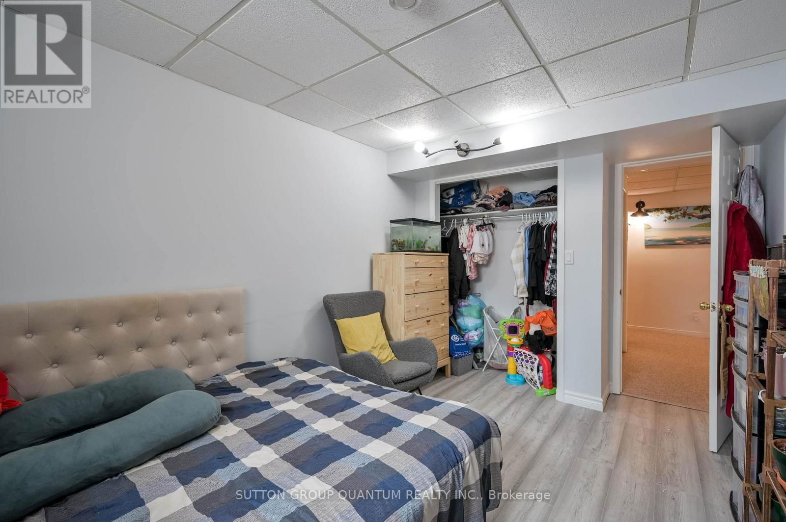 22 WILSON CRESCENT Image 31