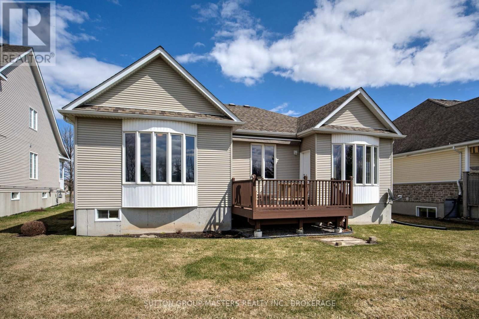 30 COUNTRY CLUB DRIVE Image 3