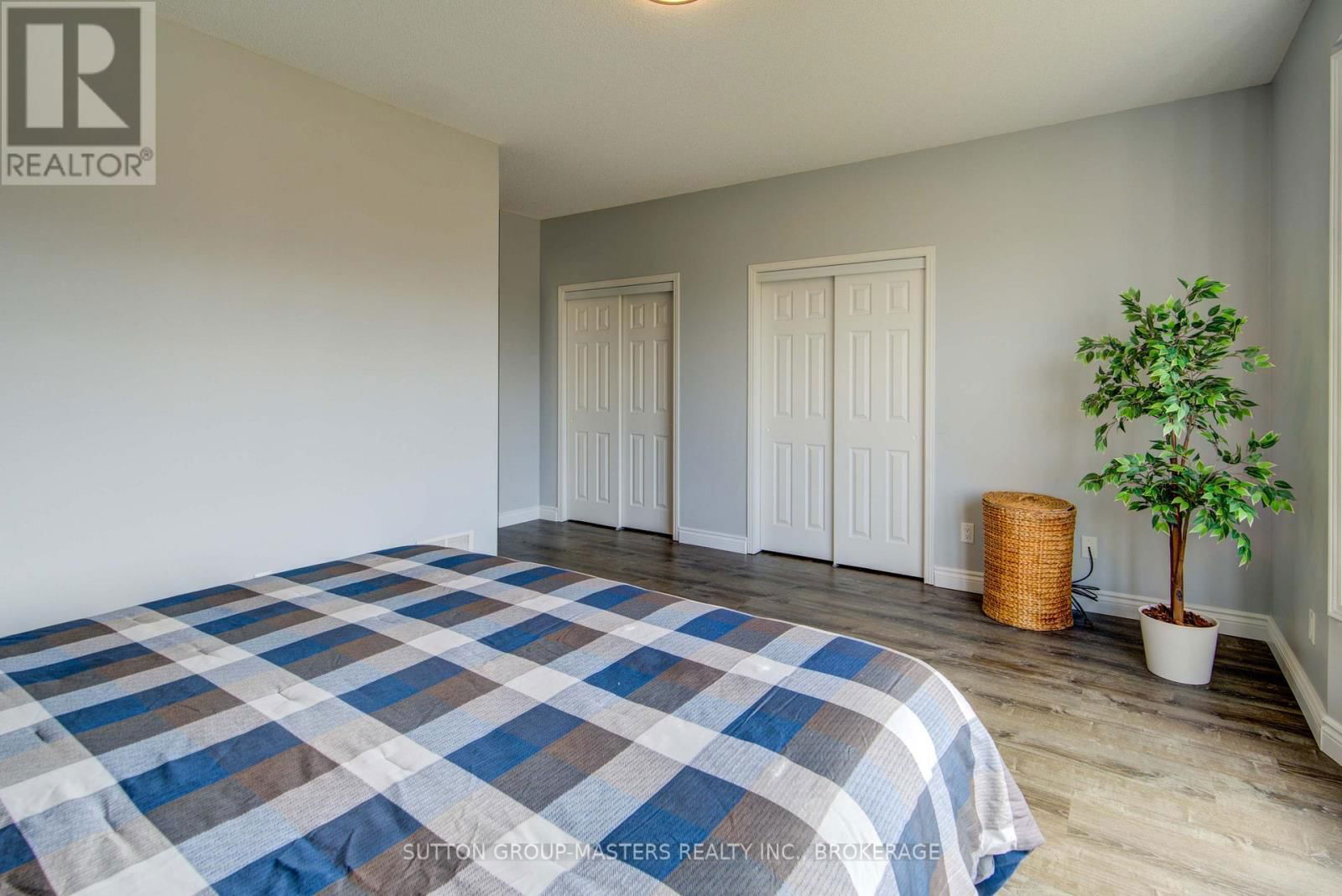 30 COUNTRY CLUB DRIVE Image 33