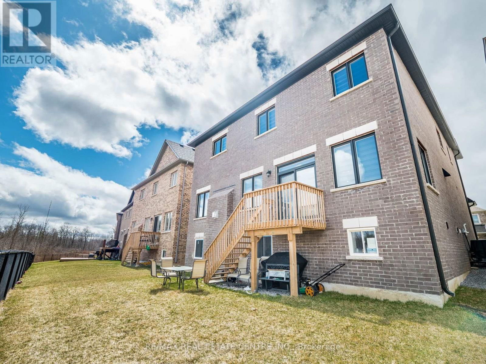 62 CATTAIL CRESCENT Image 39
