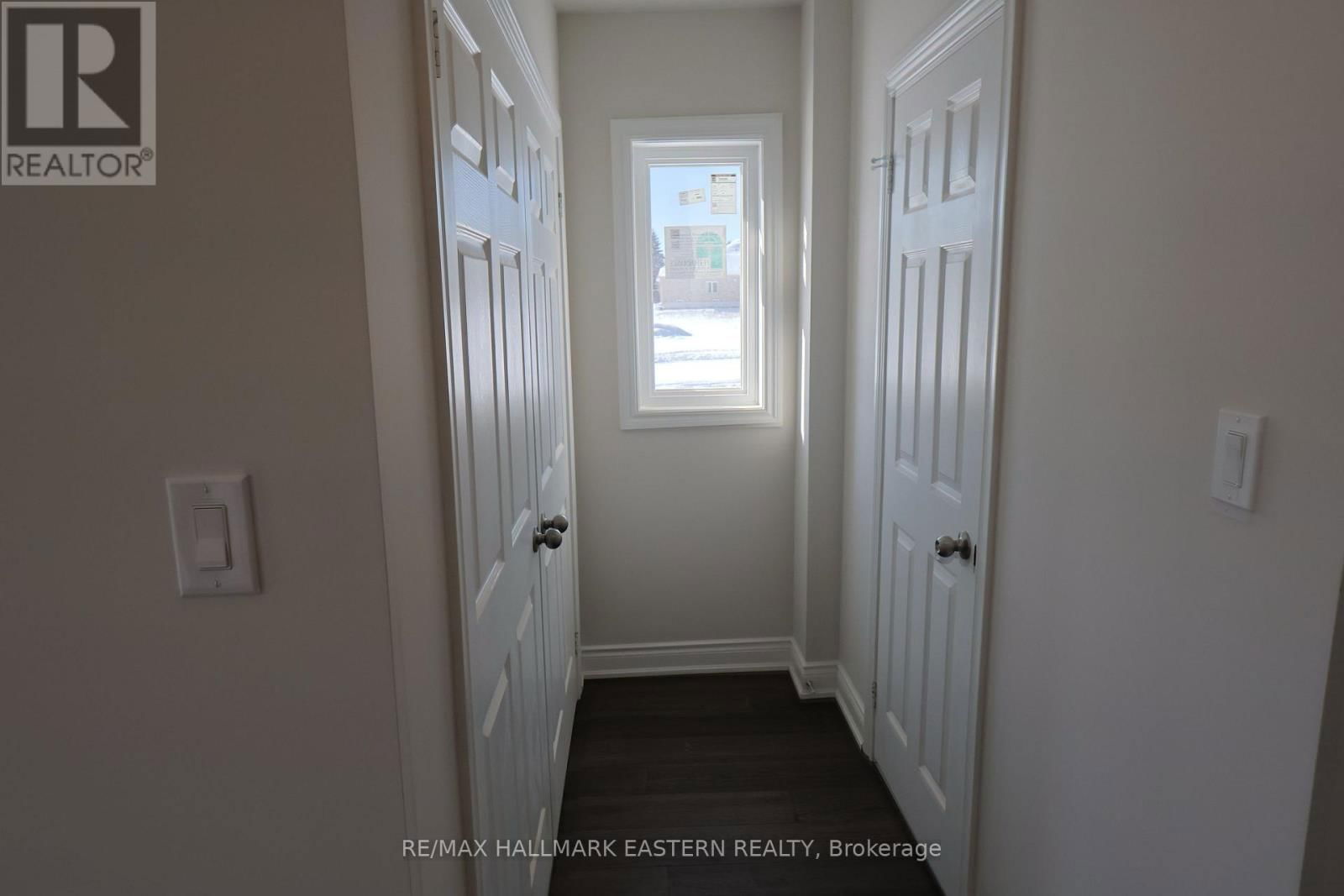 35 COLDBROOK DRIVE Image 13