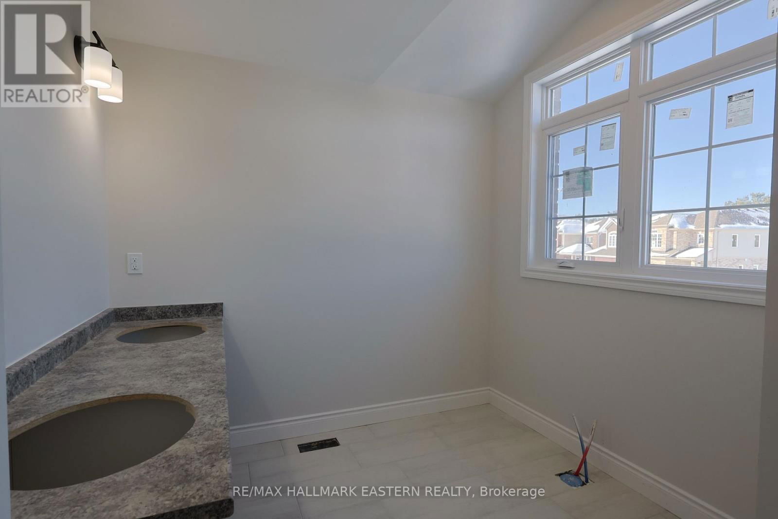 35 COLDBROOK DRIVE Image 16