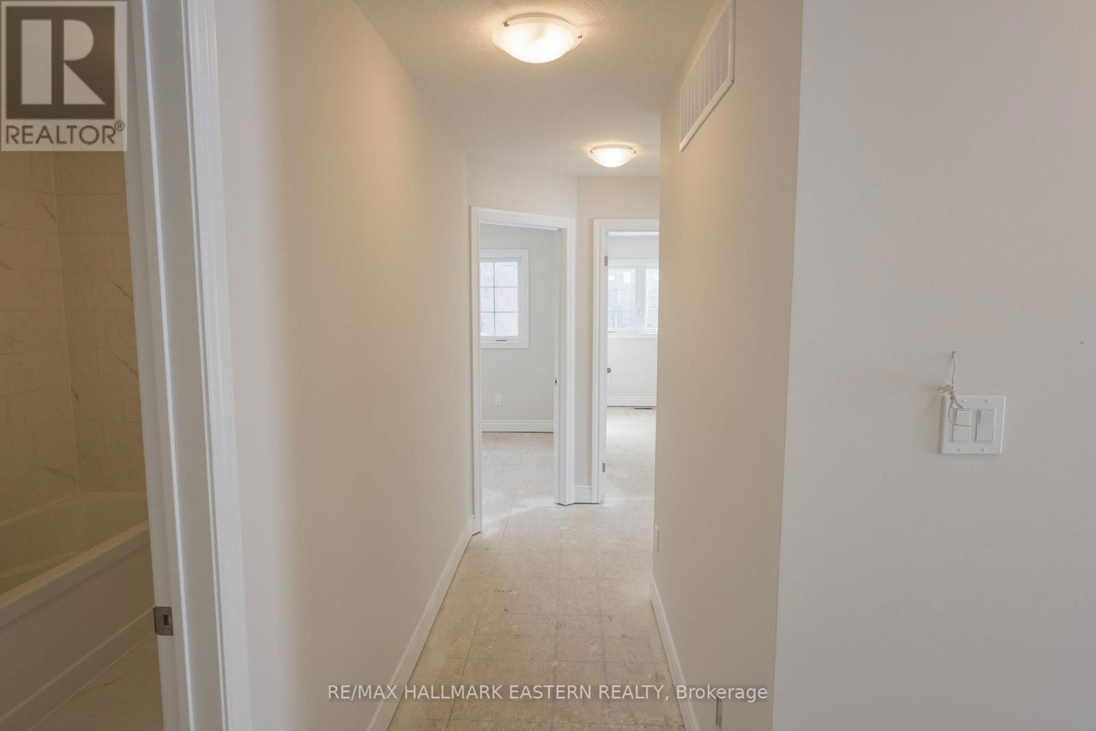 35 COLDBROOK DRIVE Image 19