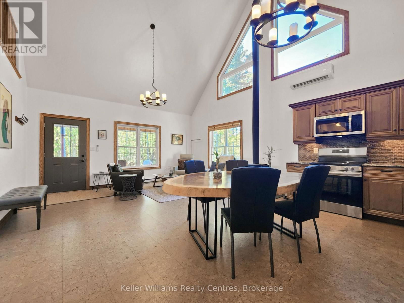 1019 BRUCE ROAD 9 Image 16