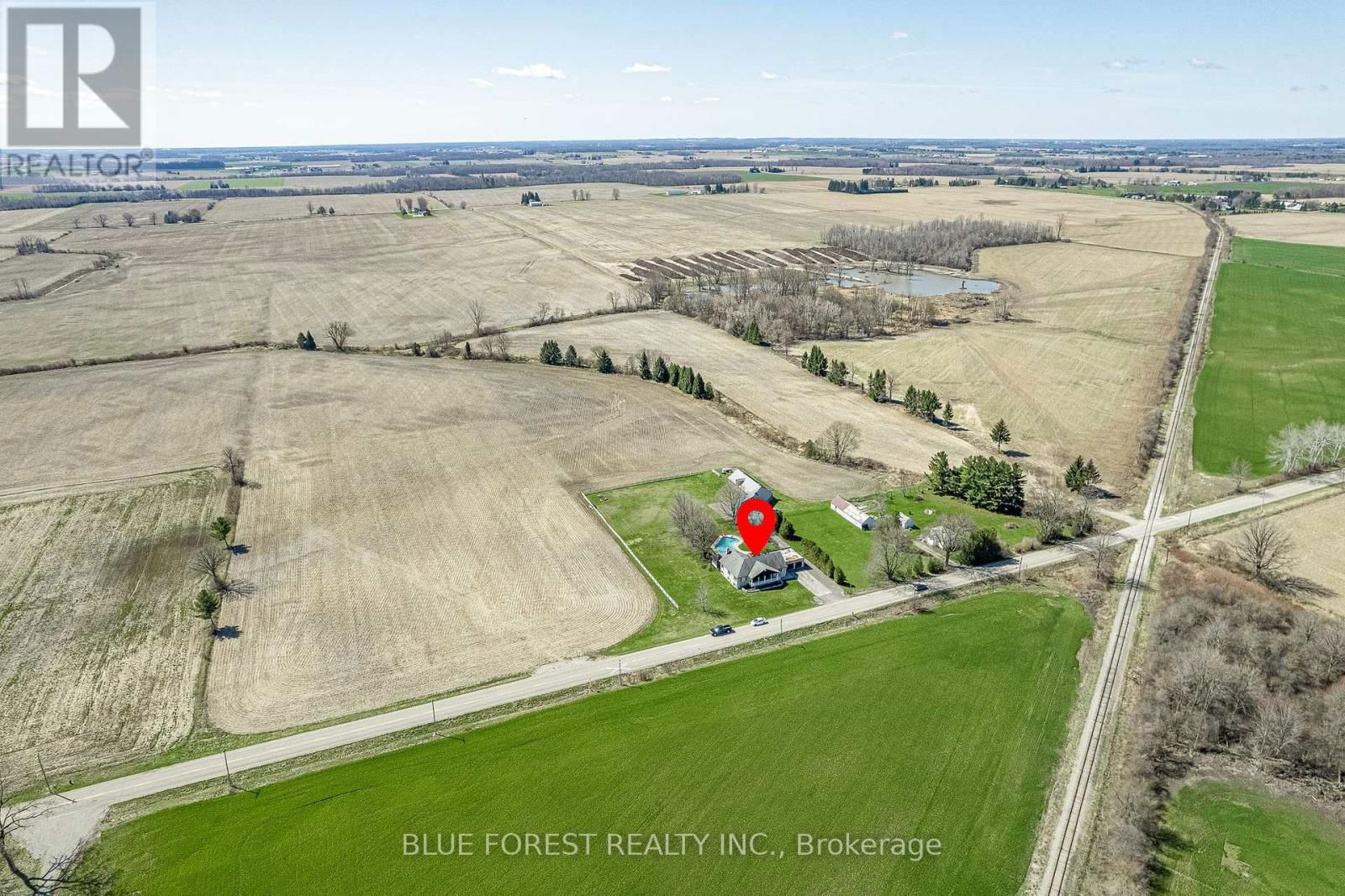 1645 GLADSTONE DRIVE Image 40