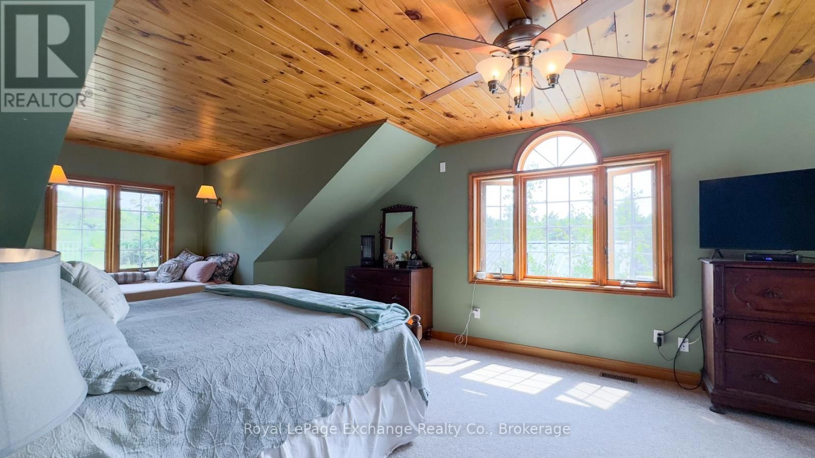 46 BELL DRIVE Image 36