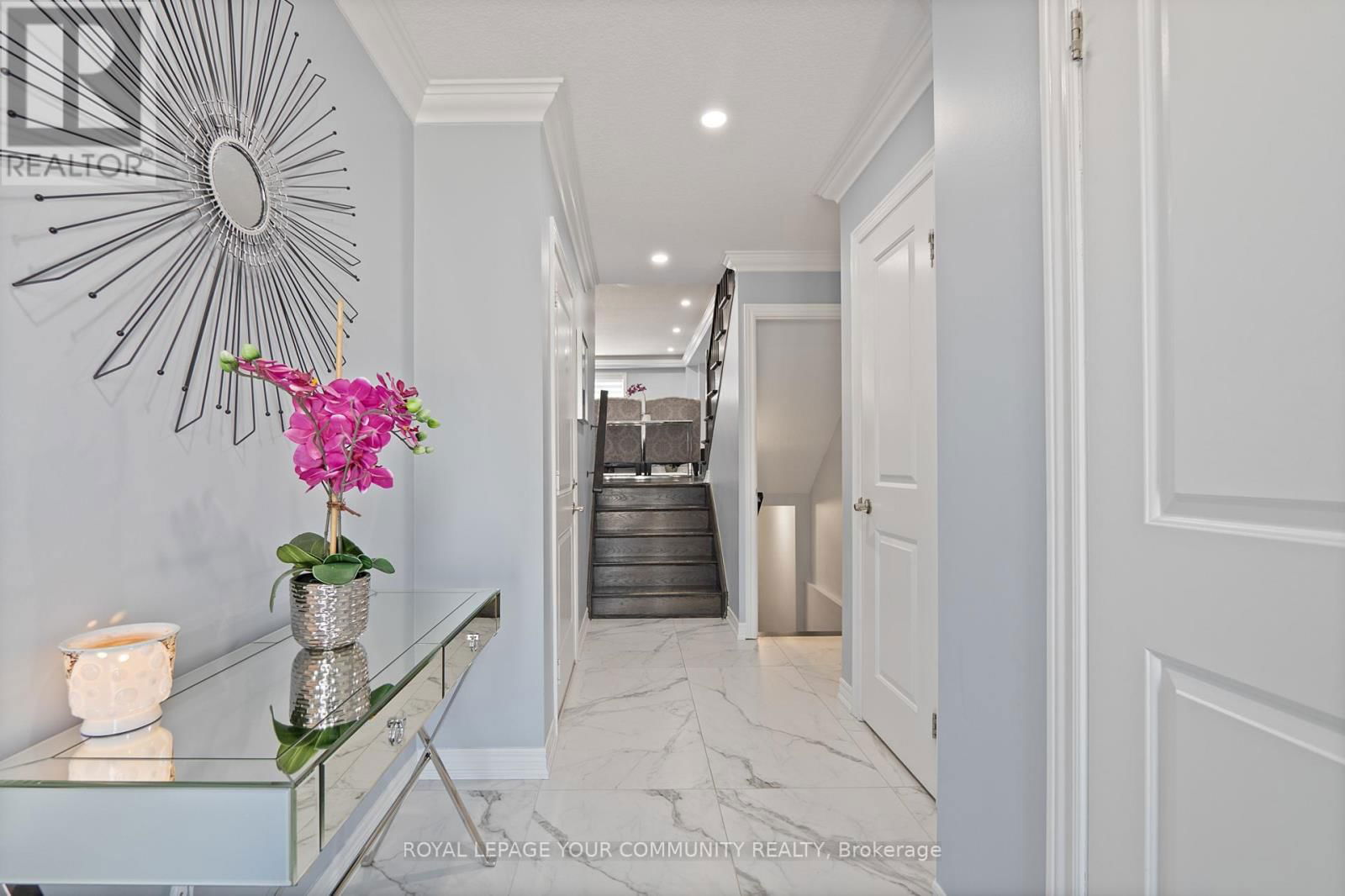 19 BETHUNE AVENUE Image 13