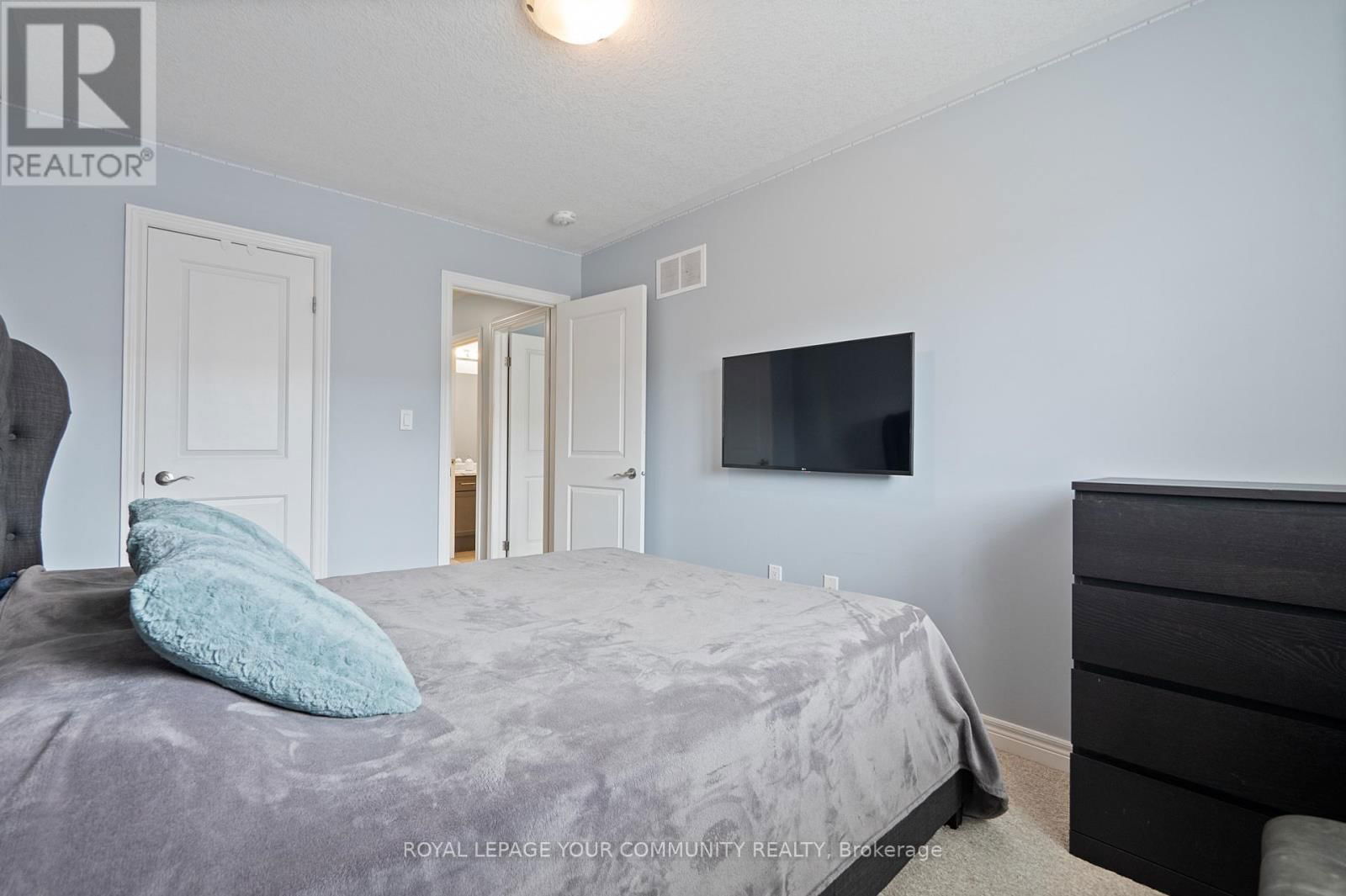 19 BETHUNE AVENUE Image 29