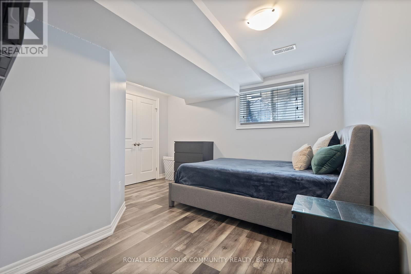 19 BETHUNE AVENUE Image 33