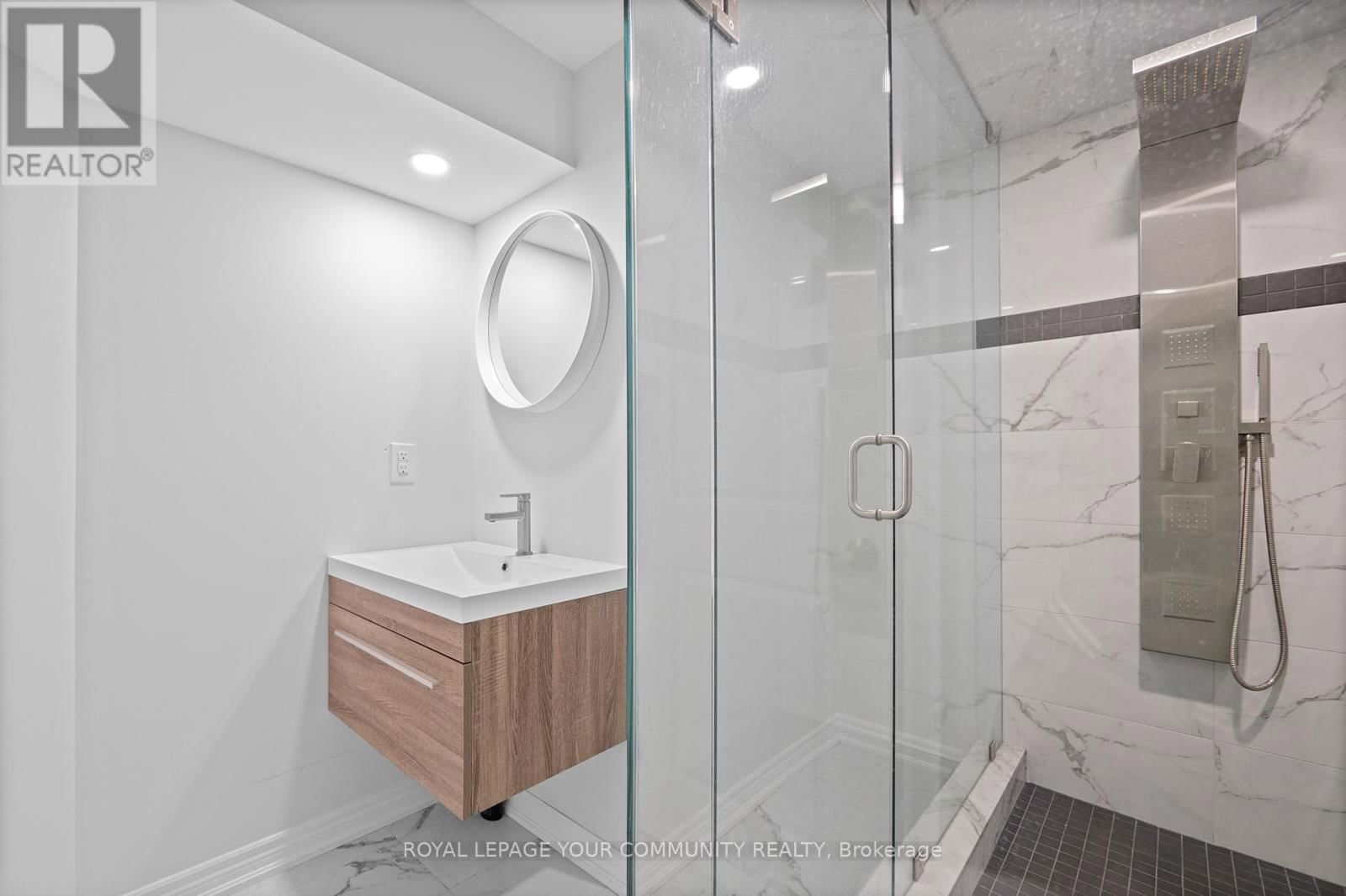 19 BETHUNE AVENUE Image 35