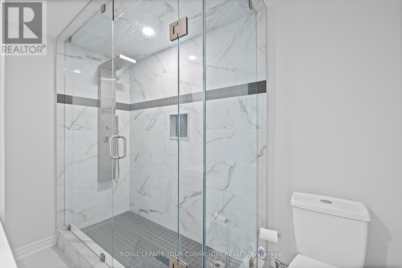 19 BETHUNE AVENUE Image 36