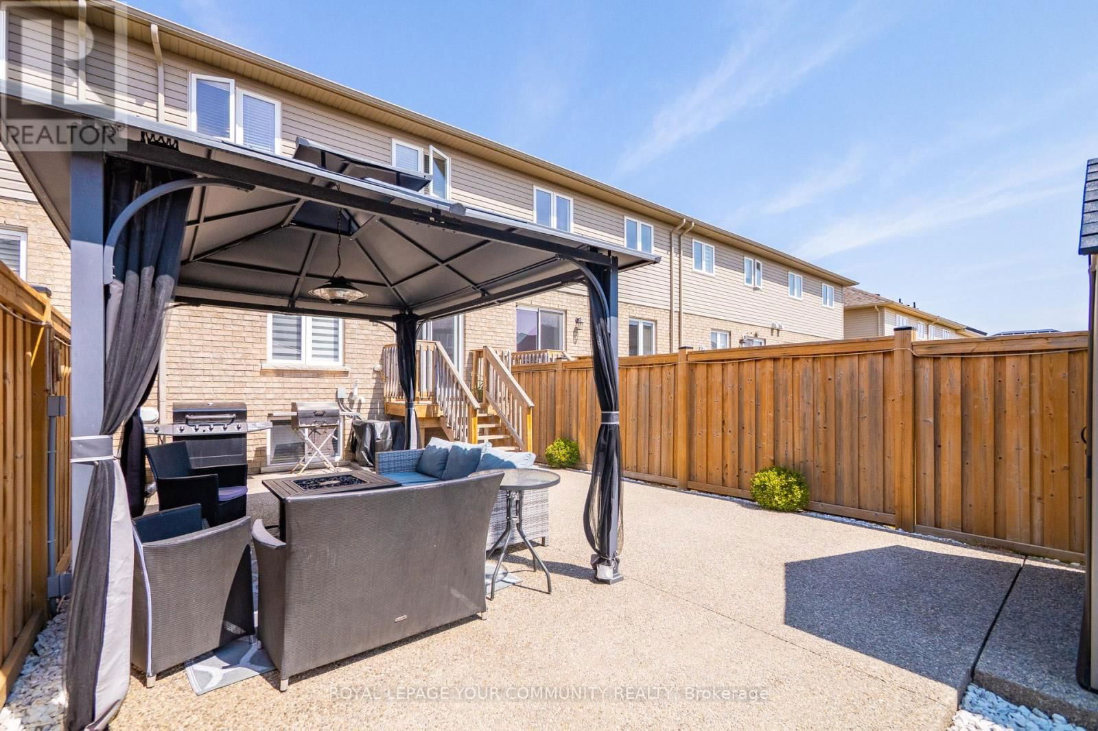 19 BETHUNE AVENUE Image 42