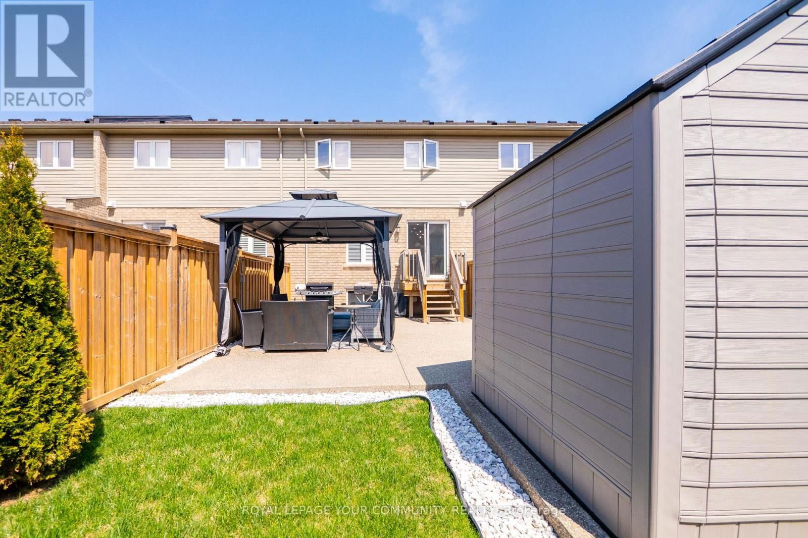 19 BETHUNE AVENUE Image 44