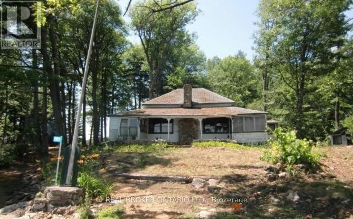 101 FAIRCLOUGH ISLAND Image 37