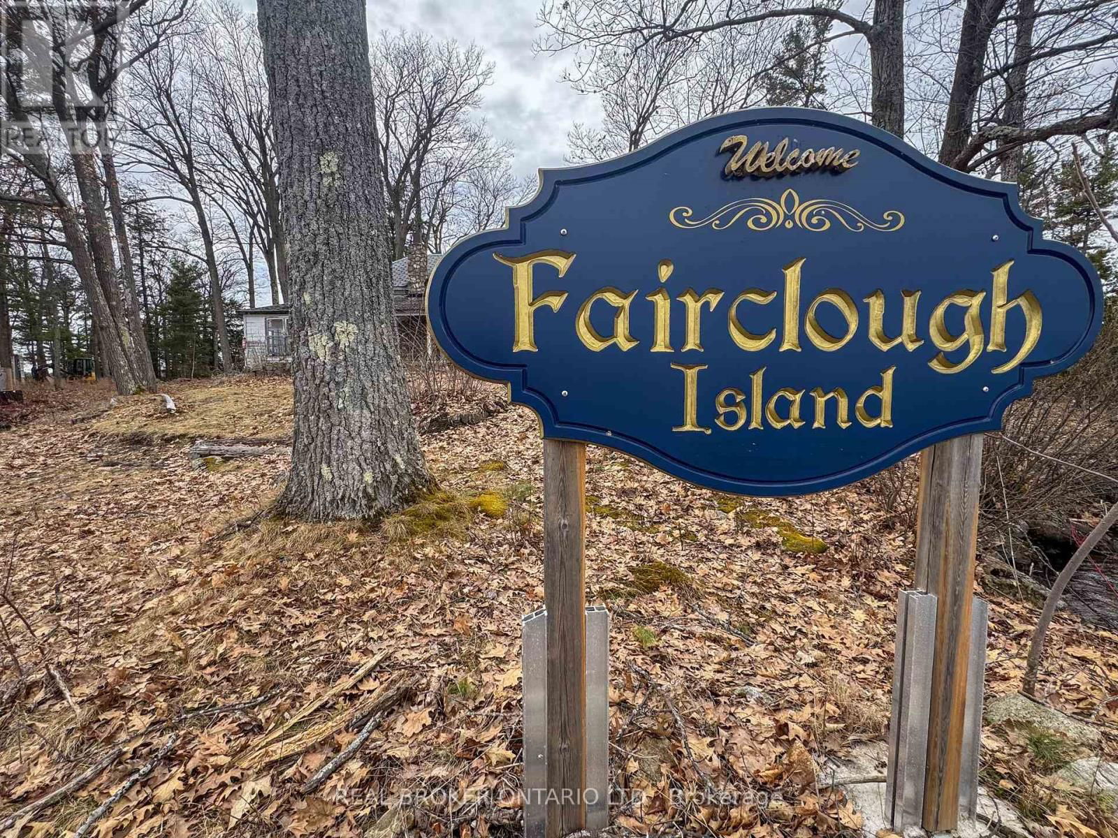 101 FAIRCLOUGH ISLAND Image 45