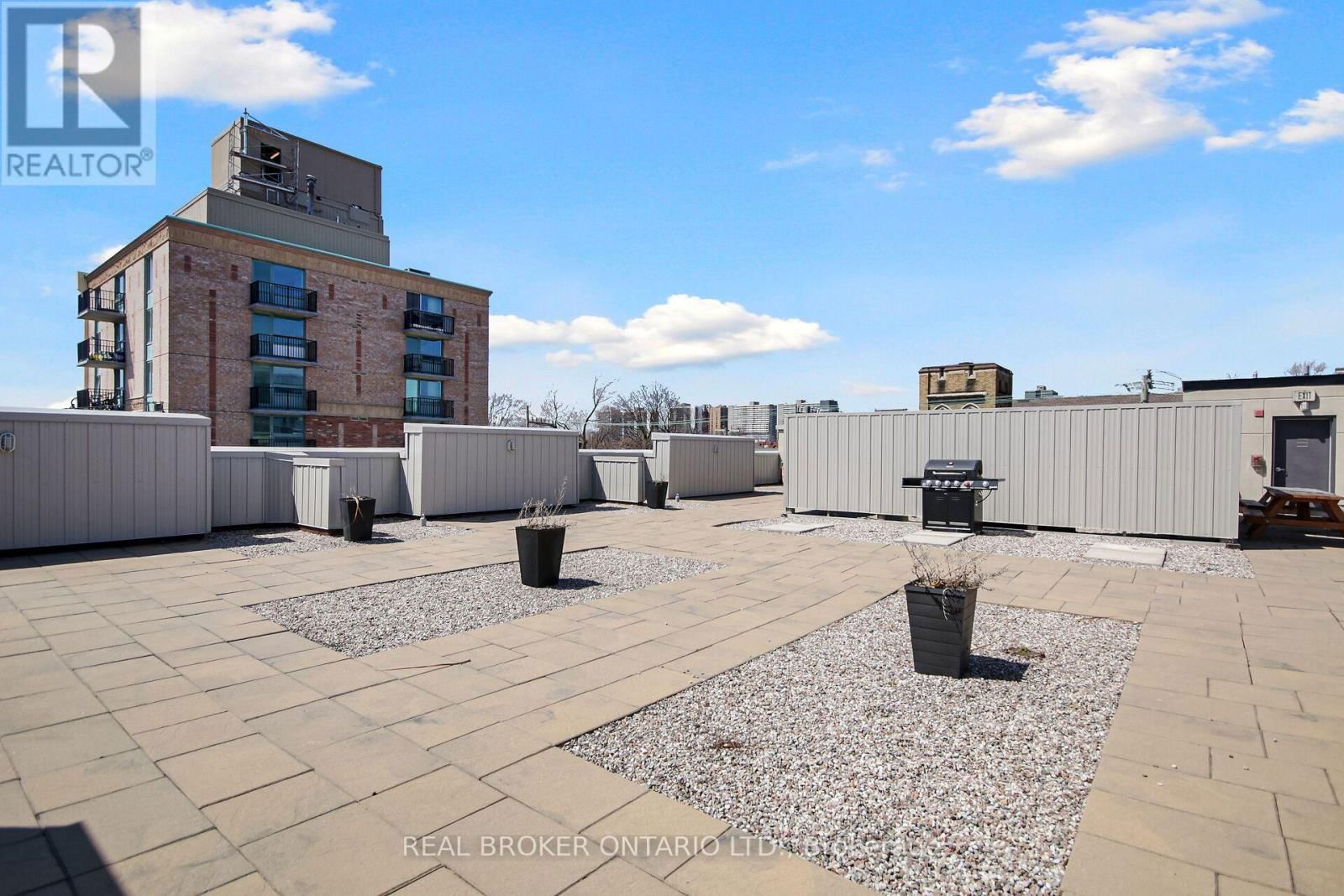 508 - 429 KENT STREET Image 23