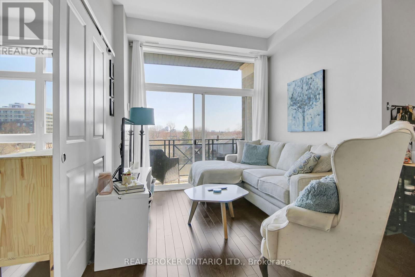 508 - 429 KENT STREET Image 7