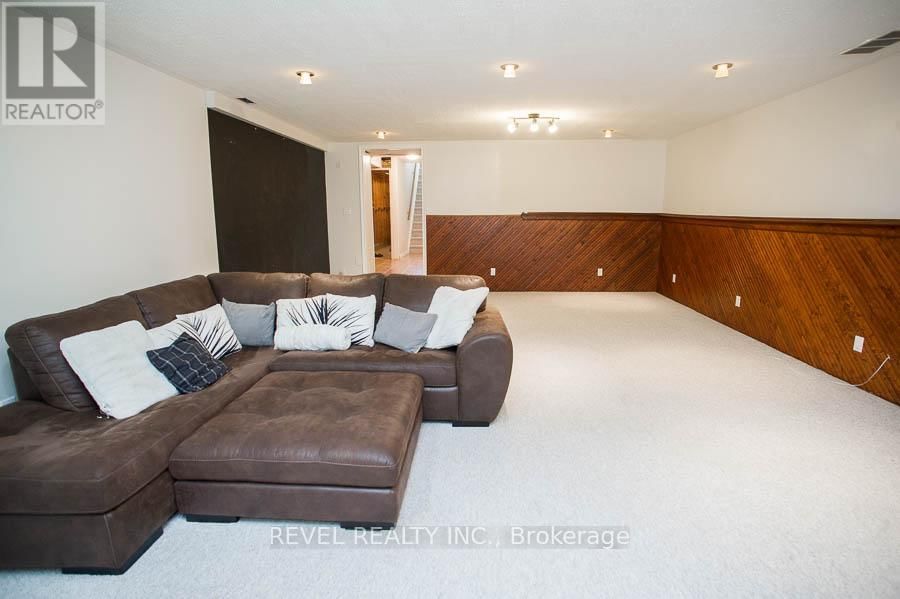 3 WEIR STREET Image 31