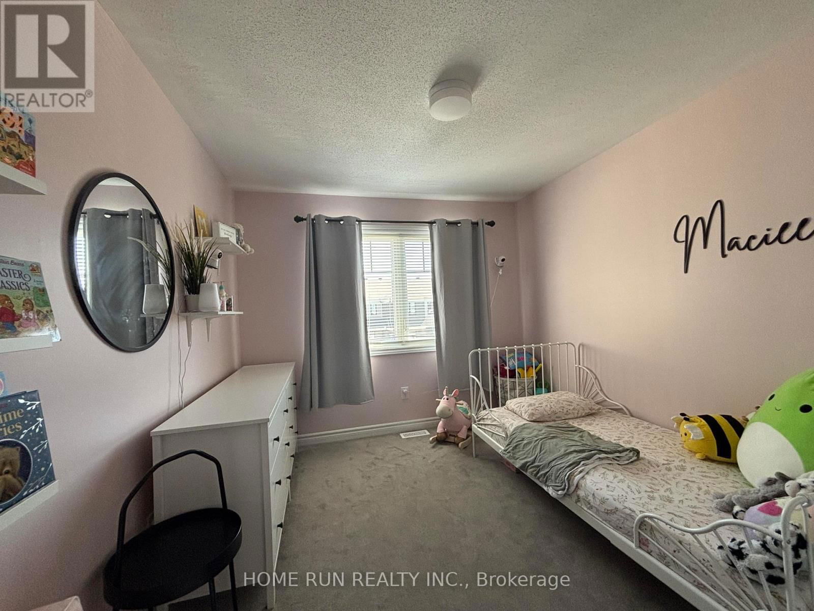 49 BERMONDSEY WAY Image 17