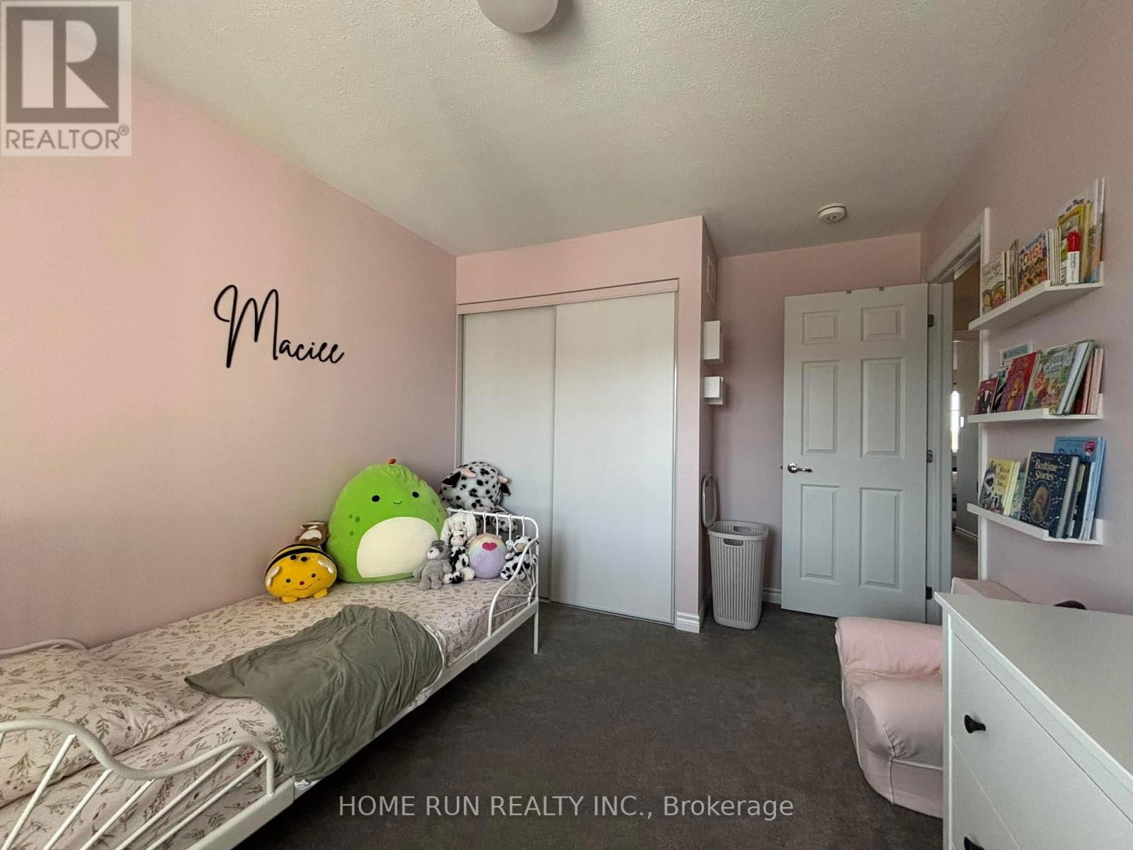 49 BERMONDSEY WAY Image 18