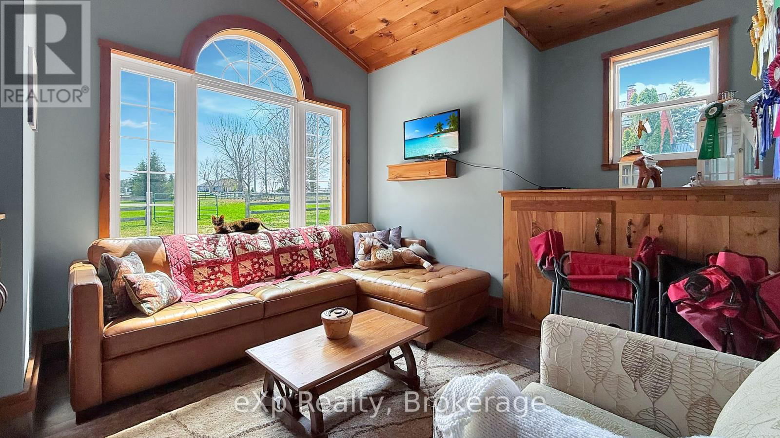 402191 GREY ROAD 4 Image 36
