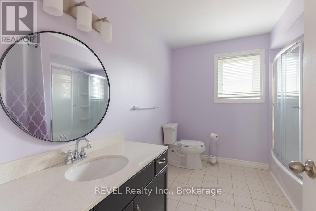 8042 OAKRIDGE DRIVE Image 29