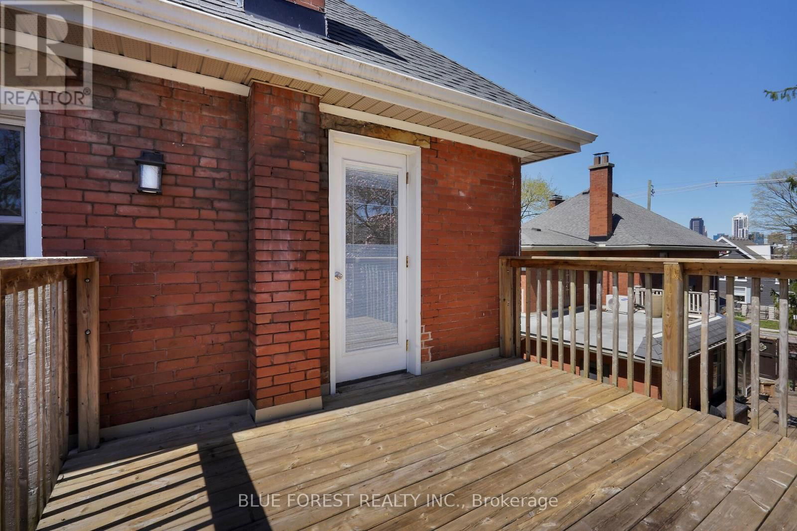 18 BELGRAVE AVENUE Image 13