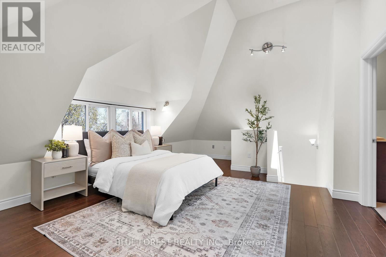 18 BELGRAVE AVENUE Image 22