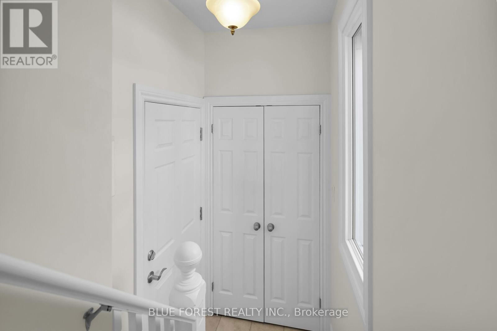 18 BELGRAVE AVENUE Image 28