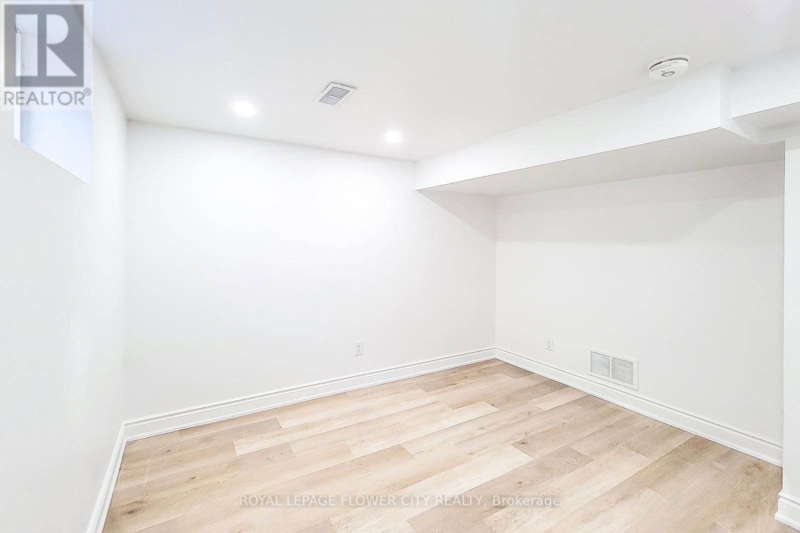 56 MOXLEY DRIVE Image 36