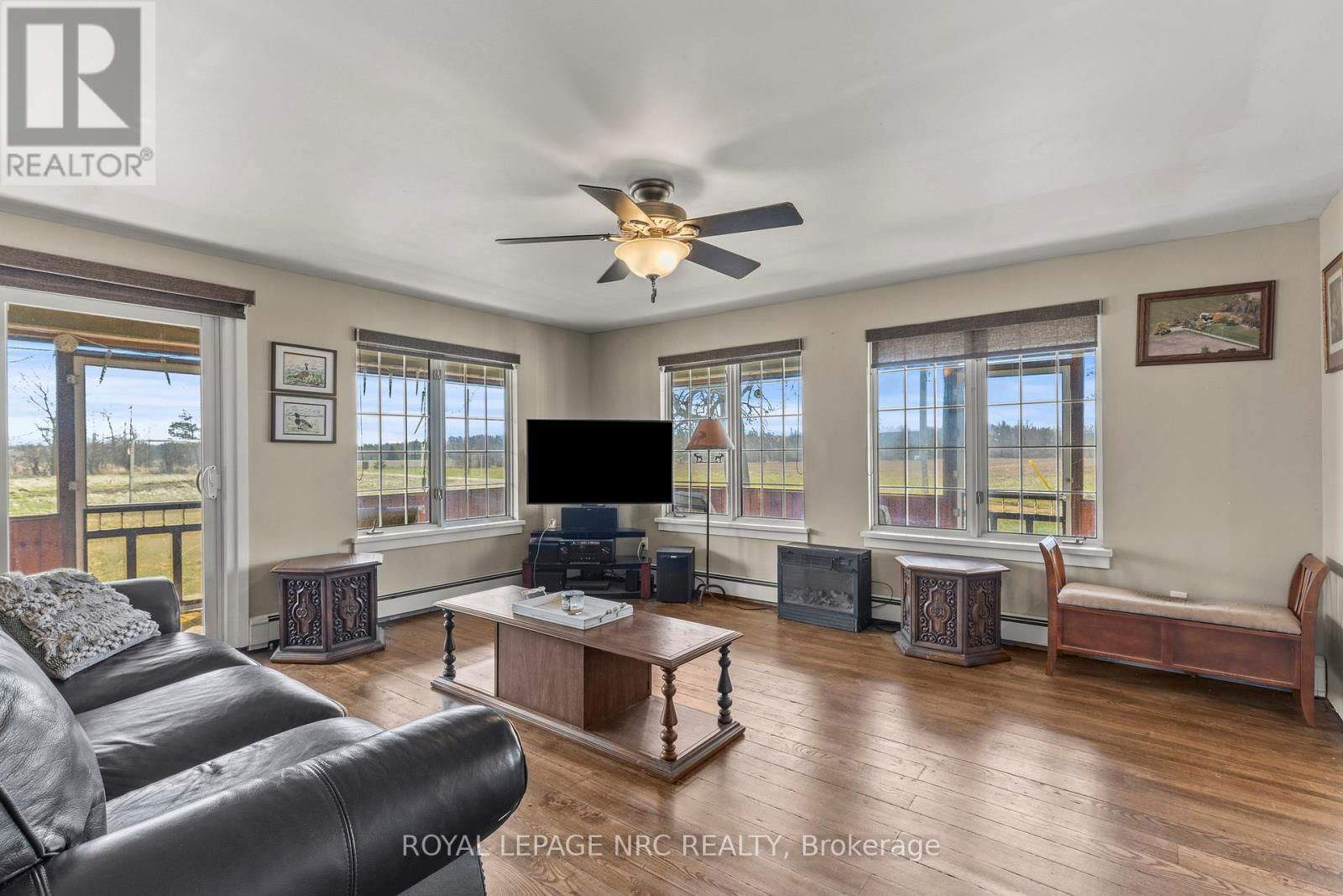 758 WYLDEWOOD ROAD Image 37
