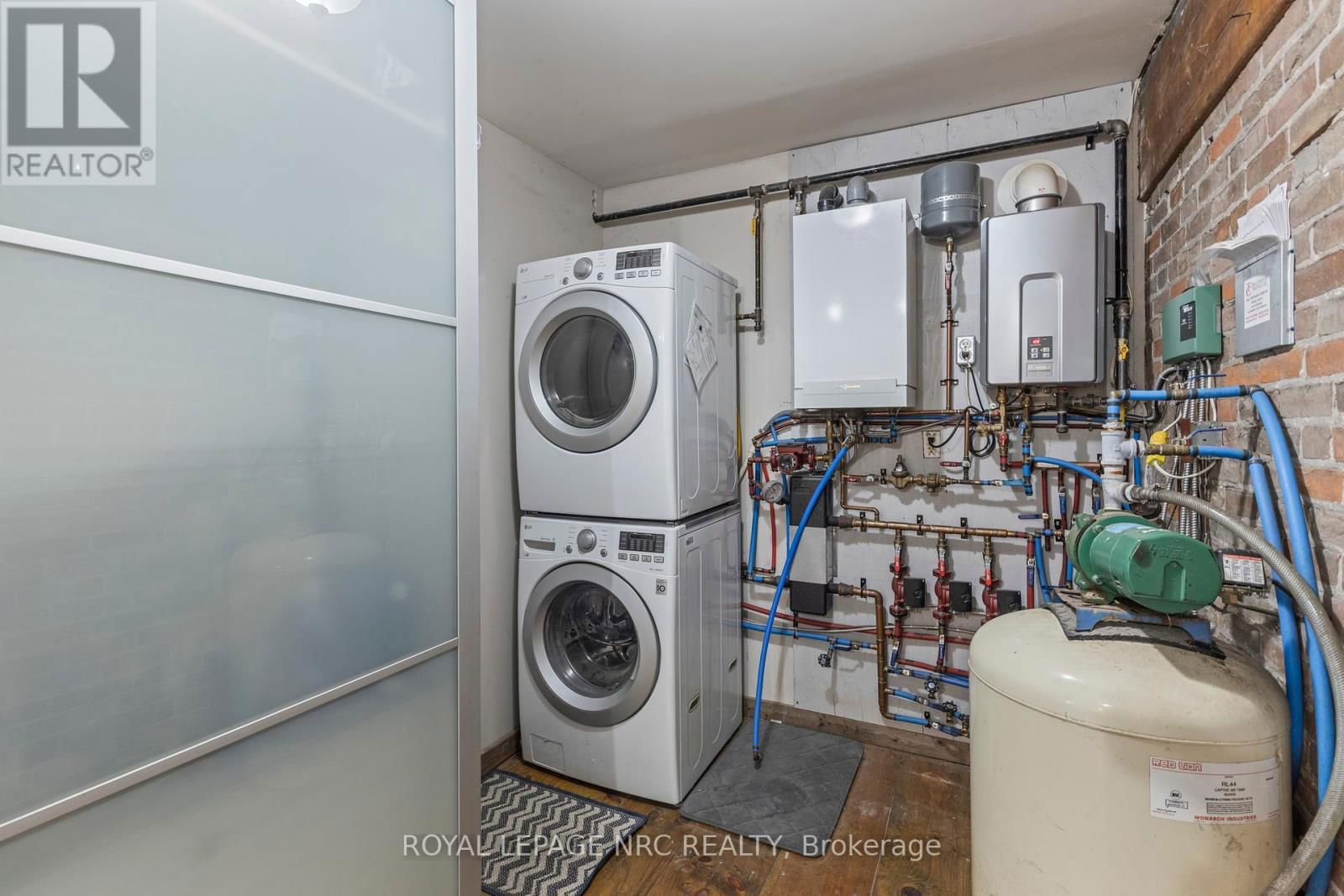 758 WYLDEWOOD ROAD Image 47